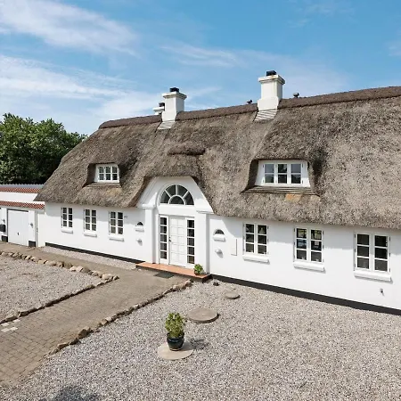 Holiday Ansbert - 150m From The Sea In Funen By Interhome *